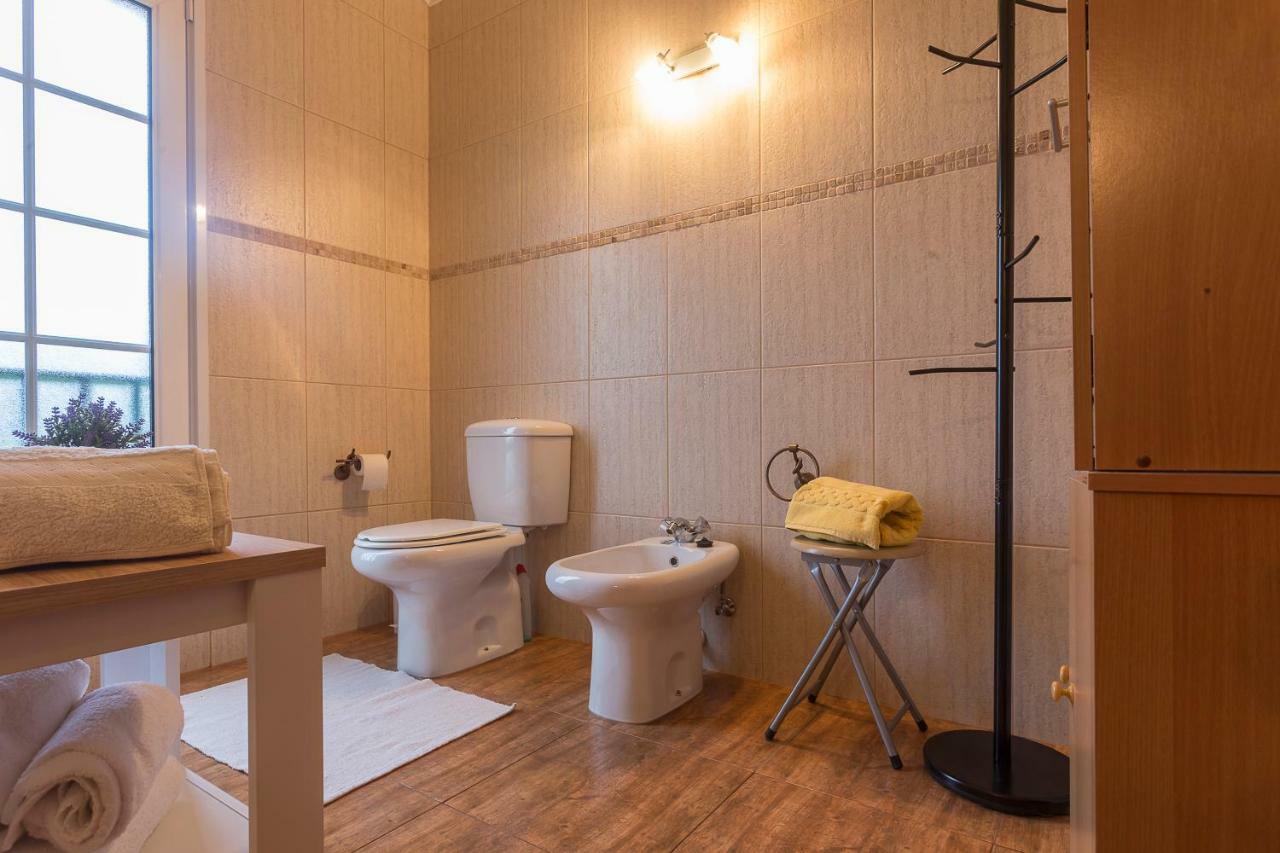 Apartamentos Em Casa Da Avo Ines Porto Formoso Luaran gambar